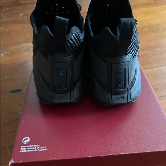 Nike LeBron James Soldier XIV 14 Triple Black Blackout Size 9 New - Picture 5 of 14